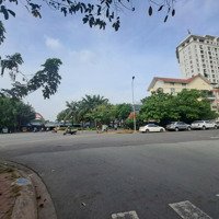 Cho Thuê Nhà Phố Kdc Himlam 6A, 3 Lầu, Giá Bán 25 Triệu Ms Viêm 0938971212