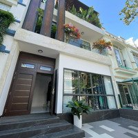 Bán Biệt Thự Hưng Thái Nhà Đẹp - Full Nội Thất - Thiết Kế Sang Trọng. Khu Compound An Ninh. Em Luân