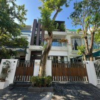 Bán Biệt Thự Hưng Thái Nhà Đẹp - Full Nội Thất - Thiết Kế Sang Trọng. Khu Compound An Ninh. Em Luân