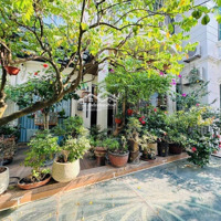 Chính Chủ Hạ Giá Bán Gấp Bt Sân Vườn Lô Góc Xuân Đỉnh 6 Tầng, Gara Ôtô, Thang Máy. Liên Hệ: 098.353.9999
