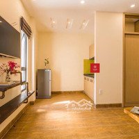 Cho Thuê Căn Hộ Full Nội Thất Hiện Đại Gần Vòng Xoay Dân Chủ, Tòa Viettel, Vạn Hạnh Mall Quận 10