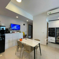 Chung Cư Sky Central, 104 Phổ Quang, Tb: 97M2, 2P Ngủ, Full Nt, 17 Triệu/Th