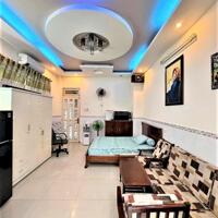 NHỈNH 8 TỶ - NHÀ Ở AN CƯ QUẬN 10 - HẺM XE HƠI - SAU CĂN MẶT TIỀN KHU 3/2 - 40M2 2 TẦNG ĐÚC THẬT