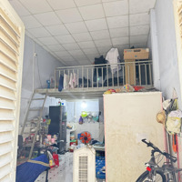 Dãy Nhà Trọ 415M2 Gần Chợ Long Phước Chỉ 11.7 Tỷ