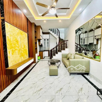 Nhà Đẹp Phố Hào Nam, Nhà 2 Thoáng Vĩnh Viễn Ở Luôn, Gần Mặt Phố, Cách Ô Tô 45M,Diện Tích36M2 * 5 Tầng
