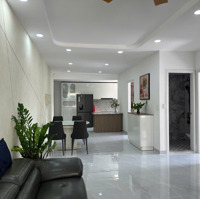 Cho Thuê Căn Hộ 3 Phòng Ngủ 2 Vệ Sinh89M2 + 25M2 Sân Tại Sky Garden 2, Phú Mỹ Hưng Quận 7, Giá 35 Triệu/Tháng