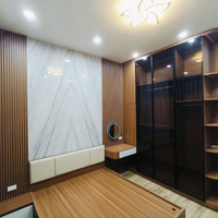 Bán Nhà Phân Lô Hoàng Cầu Đống Đa, Diện Tích 48M2 Giá Chỉ 14.8 Tỷ, Vài Bước Ra Hồ Hoàng Cầu