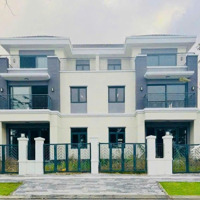 Bán Gấp Nhà Phố 8X20 Đường Thông Siêu Đẹp, Nở Hậu Đã Nhận Nhà. Liên Hệ: 0979479701