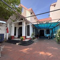 Chính Chủ Cần Bán Nhà Kiểu Villa Biệt Thự Sân Vườn Mặt Tiền Vân Đồn, Sơn Trà, Đà Nẵng