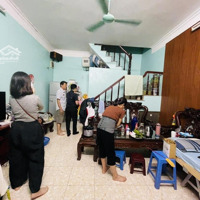Bán Nhà Phố Trương Định- Q. Hbt- Sát Mặt Phố 48M2 - 3 Tầng -Mặt Tiền4.8M- 8.X Tỷ. Liên Hệ: 0933 118 886