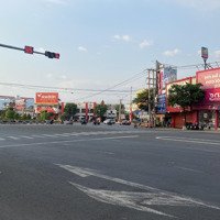 Chính Chủ Bán Nhà Mặt Tiền Ngã Tư Đồng Xoài
