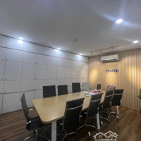 Cho Thuê Nhà Mặt Phố Hồng Hà, 15 Triệu, 100M2, Đẹp Xuất Sắc, Phú Nhuận, Hcm