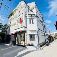 Bán Gấp Nhà Đẹp 3 Tầng 5.5X12M, Full Nội Thất, Giá Bán 6.95 Tỷ Mặt Tiền Hẻm Xe Hơi Dương Cát Lợi Sát Q7