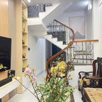 Nhà Đẹp- Phố Nguyên Hồng - Ba Đình 45M2 - 4 Tầng - Mt3,1M - Giá Bán 10,5 Tỷ Pháp Lý Chuẩn Sổ Đẹp