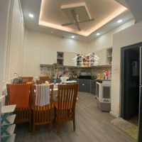Hxh 1/ Âu Cơ T.phú Trệt Lầu Đúc, 70.4M2, N 4.4 * 16M, Xoắn Hạ 600 Chỉ Còn 7.8Tỷ