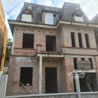 Bán Biệt Thự Đại Mỗ - Nam Từ Liêm 250M2 Mặt Tiền 15M View Công Viên Giá: 180 Triệu/M2