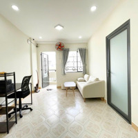 Chung Cư 312 Lạc Long Quân Quận 11 Giáp Đầm Sen 66M2 Sổ Hồng Đầy Đủ Cần Bán Gấp.