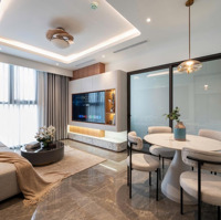 Gia Đình Cần Cho Thuê Căn Hộ 2 Phòng Ngủ Full Đồ Nội Thất Xịn Mới Toà Nhà Khách Sạn Gloria