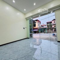Chính Chủ Cần Tiền Bán Gấp Nhà 3 Tầng Mới Tại Mặt Đường Quốc Lộ 38 Phường Hồ, Sát Kcn Thuận Thành 2