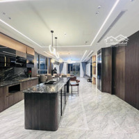 Phố Vip! Phân Lô Trần Quang Diệu, Ngõ 2 Ô Tô Tránh, Ra Mặt Phố 10M, Kd Đỉnh, 70M2.7T. Thang Máy.