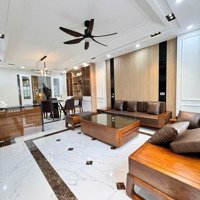 Siêu Phẩm Phân Lô Cầu Giấy - Ô Tô Tránh - Ngõ Thông Vỉa Hè - Nhà Mới - Cực Hiếm Nhà Bán