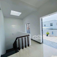 Bán Nhà Đường Trương Công Định Trung Tâm Vũng Tàu 1T2L Hẻm Oto Giá Rẻ 5.468Tỷ. Liên Hệ: 0902674254 Ms.thảo