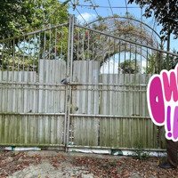 Bán Lôdiện Tích1Ngàn400M2 Đất Ở Lâu Dài 100% Ngang 35 X41 Sổ Đỏ Ngay Có Nhà Vườn