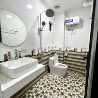 [Hot] Bán Nhà Phạm Văn Đồng Dân Xây 57M2 Lô Góc, Ngõ Thông, Tô Tô, Kinh Doanh, Giá Bán 9 Tỷ