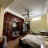 Cần bán gấp siêu phẩm phân lô Trần Quốc Hoàn 55m2, 5T, lô góc 3 mặt thoáng, ô tô tránh