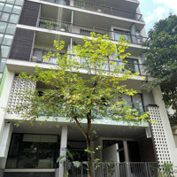 Căn Hộ Dv 20 Phòng Full Nội Thất, Thang Máy, Xây Mới, Phú Diễn, Từ Liêm, Dòng Tiền 100 Triệu/Tháng