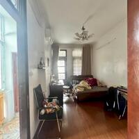 Bán nhà Hòa Bình 7 Sổ Chung- Lô góc - ngõ thông -  nhà khung cột chắc chắn - tiện ích khu vực đầy đủ.
