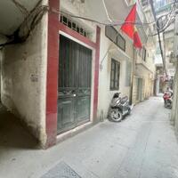 Bán nhà Hòa Bình 7 Sổ Chung- Lô góc - ngõ thông -  nhà khung cột chắc chắn - tiện ích khu vực đầy đủ.