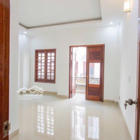 Hiếm Nhà Bán - Phân Khúc 5.5 Tỷ - Ql13, Hiệp Bình Phước - 4 Tầng - 4 Pn - Sân Thượng Trước Sau