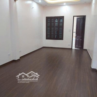 Cho Thuê Nhà Ngõ 18 Khương Hạ 45M X 6T Giá 15 Triệu/Th