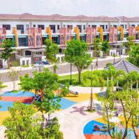 Bán Nhà Phố Suncasa Central Vĩnh Tân - Tân Uyên
1 Trệt 2 Lầu Bàn Giao Thôdiện Tíchđất 5X20 Giá Rẻ 2.9 Ty