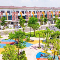 Bán Nhà Phố Suncasa Central Vĩnh Tân - Tân Uyên
1 Trệt 2 Lầu Bàn Giao Thôdiện Tích100M2 View Công Viên