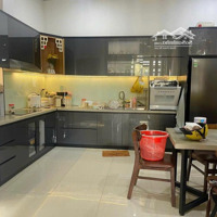 Bán Gấp Nhà Một Trệt 1 Lầu Ngay Chợ Đệm (5X21M) 1 Lầudiện Tíchcho Thuê 17 Triệu/Tháng. Sổ Riêng 1 Tỷ 450 Triệu