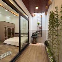 Nhà đẹp full nội thất, cạnh Nhà Thờ Tân Hương, 3.95 tỷ