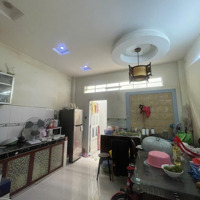 Nhàhẽm Xe Hơi2Tầng 330M2 Ngang 9M Shr Hoàn Công Đủ Giá Bán 23Tỷ Liên Hệ: 0949351891 Mr Toan
