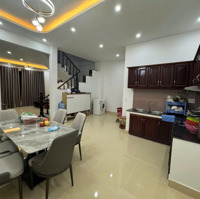 Bán Nhà 2Tầng -Hẽm Xe Hơithông - Ngay P, Phước Bình Q9 - Kế Bên Global City - 84M2(6.4 X 13)- Chỉ 6.96Tỷ