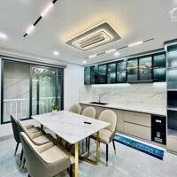 Bán Nhà Mặt Tiền Kinh Doanh Có Thang Máy Đường Phạm Huy Thông, Phường 06, Quận Gò vấp, Hồ chí Minh