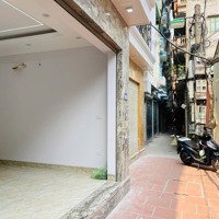 Bán Nhà 6 Tầng Thang Máy Trung Tâm Cầu Giấy Diện Tích 42M² Mặt Tiền 4M Giá Chỉ 12.2 Tỷ!