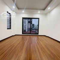 Lô 2 Thoáng Phố Vũ Thạnh, Nhà Mới Ở Ngay, Cách Ô Tô 45M, Ngõ Thông Gần Mặt Phố,Diện Tích40M2 * 5 Tầng