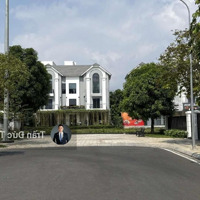 Bán Biệt Thự View Đẹp Tại Vinhomes Grand Park, 26 Tỷ, 200M2