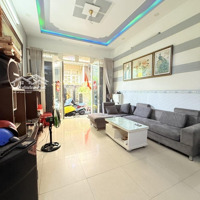 Bán Nhà Vĩnh Khánh Quận 4 - Hẻm Ôtô - 50M2 - Chỉ 5 Tỷ - 4 Tầng Đúc - Tiện Kinh Doanh