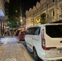 Nhà 1 Trệt 2 Lầu+ Sân Thượng Hoàn Công Nhựa 2 Làn Ôto Full Nội Thất Gỗ Cách Chợ Lái Thiêu 2P