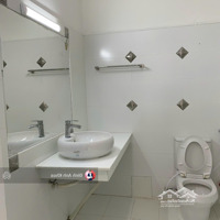 Tin Thật 100%! Góc 2 Mặt Tiền Hồ Biểu Chánh, Phú Nhuận.diện Tích7,5X 13M - 4 Tầng, Ở Ngay Chỉ 17.5 Tỷ Tl