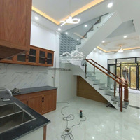 Nhà Đẹp Cách Đg Nguyễn Thị Trọn 50M
