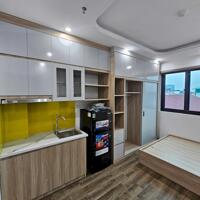 Cần bán gấp nhà dòng tiền cao phố Nhật Tảo 120m2, 7T, 33P khép kín đủ đồ, thang máy giá đầu tư