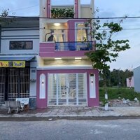 NHÀ 1 TRỆT 1 LẦU MỚI XÂY TẶNG FULL NỘI THẤT CAO CẤP KHU DÂN CƯ TRƯỜNG AN TP VĨNH LONG